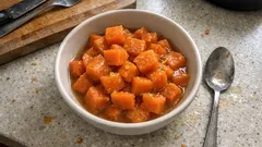 さつまいもは角切りで煮るだけ：レモン香るやさしい「さつまいもレモン煮」