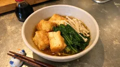 フライパンでさっと完成。厚揚げ×ほうれん草×えのきのだし香る煮びたし